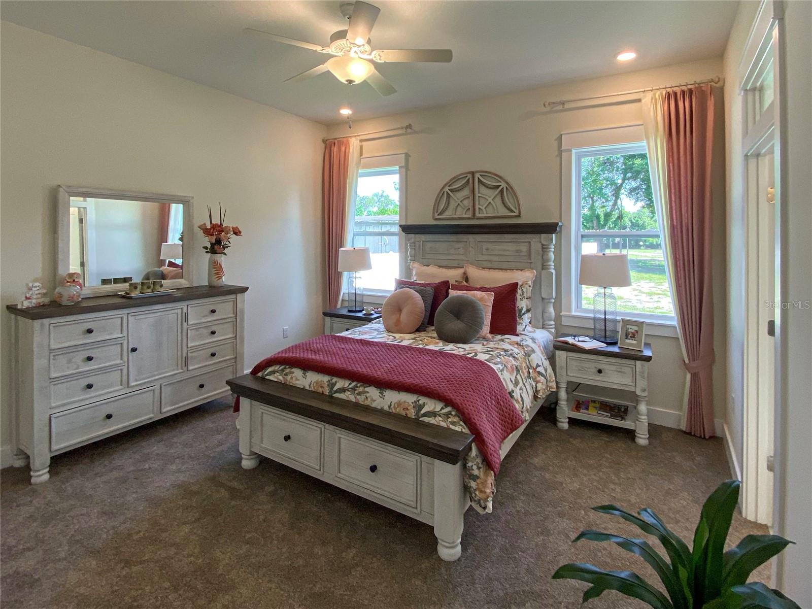 Image 5 of 6 For 904 Azalea Walk Circle