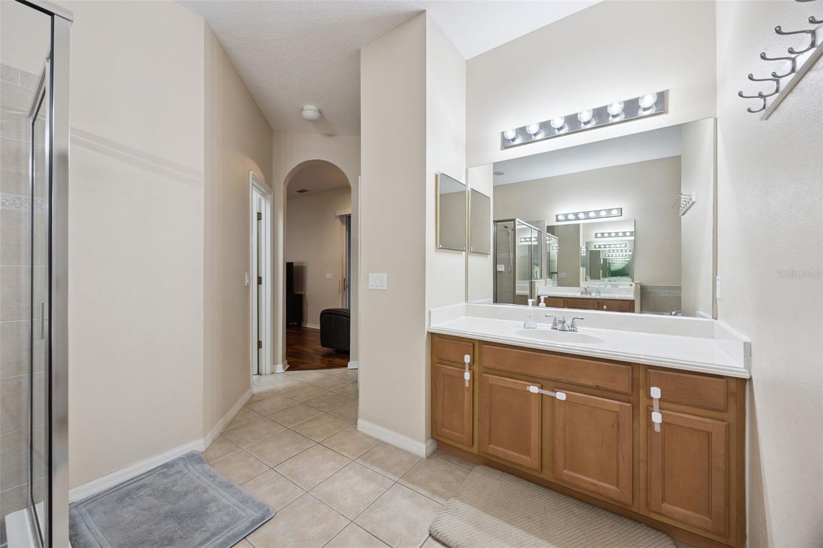 Image 18 of 42 For 1016 Parkside Pointe Boulevard