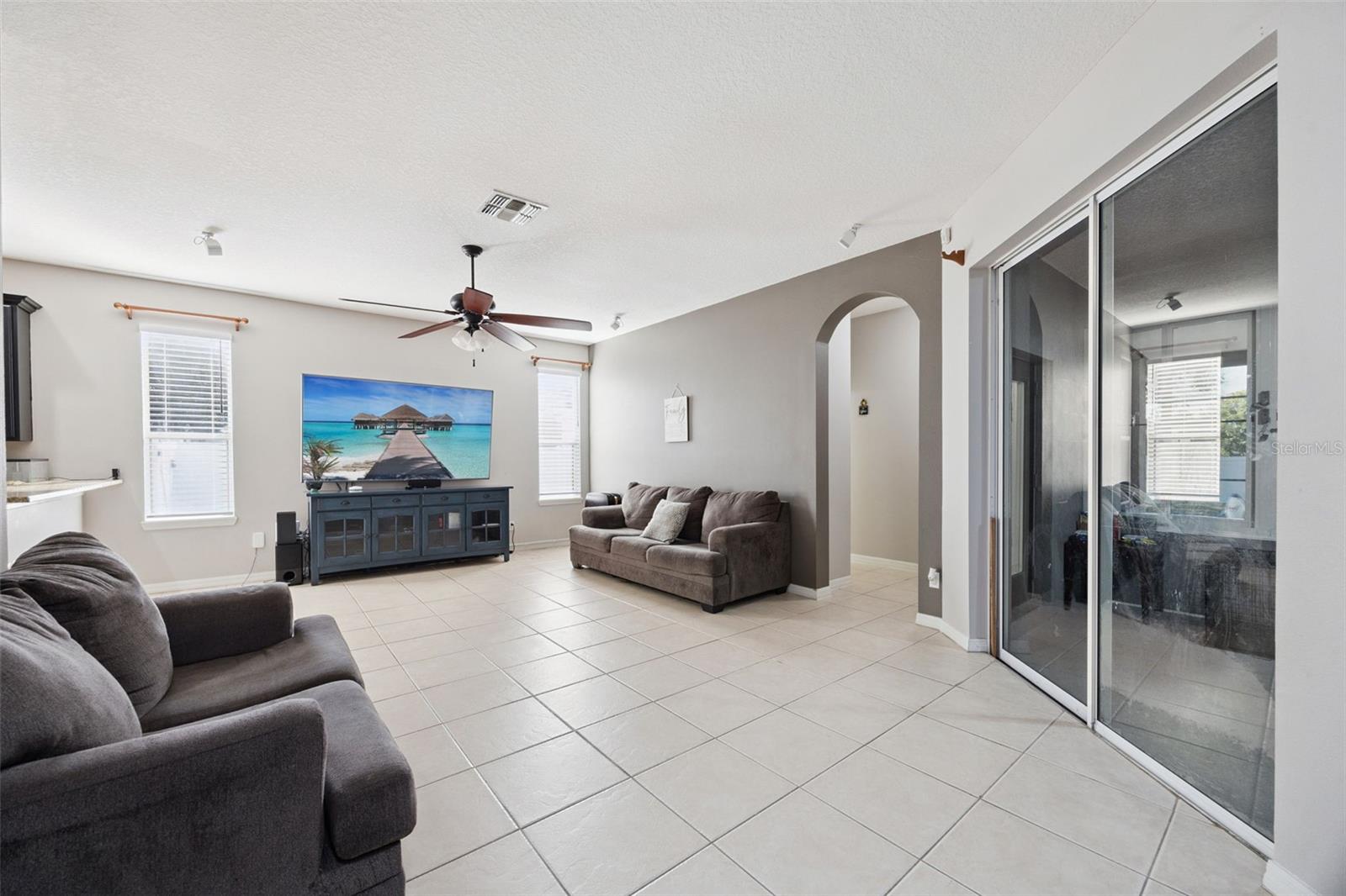 Image 7 of 42 For 1016 Parkside Pointe Boulevard