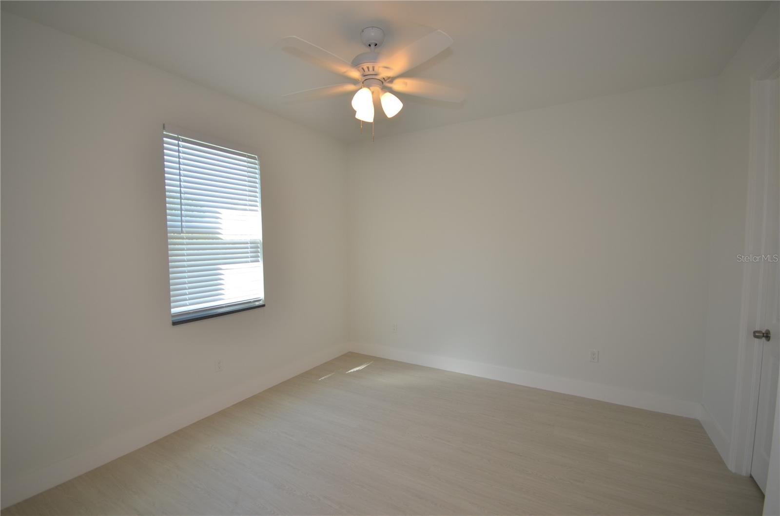 Image 17 of 50 For 8581 Agate Street