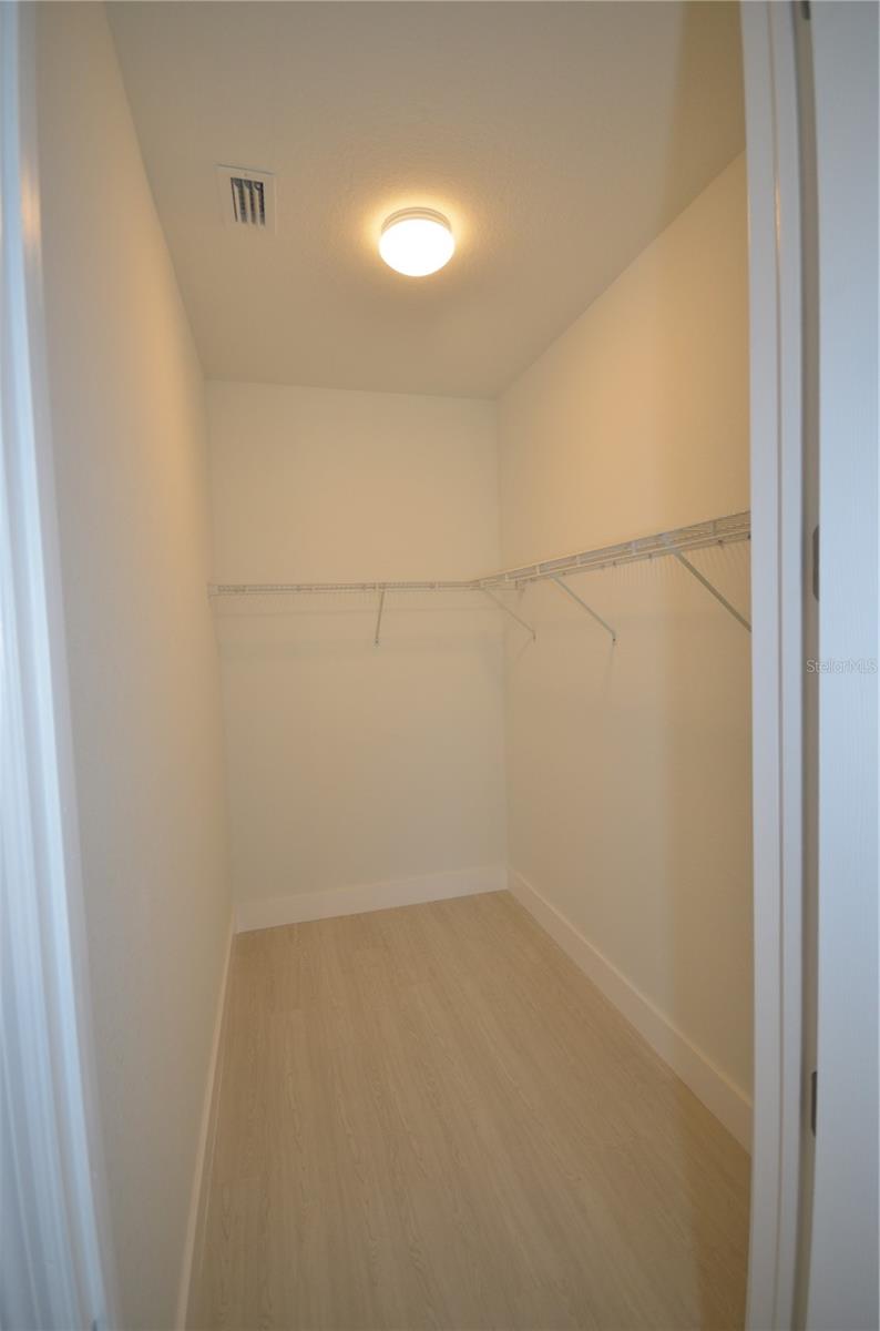 Image 28 of 50 For 8581 Agate Street