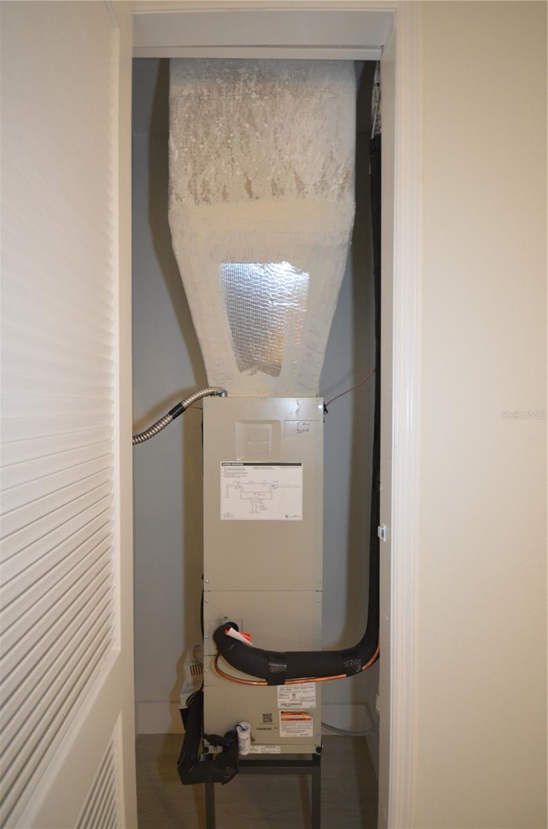 Image 29 of 50 For 8581 Agate Street