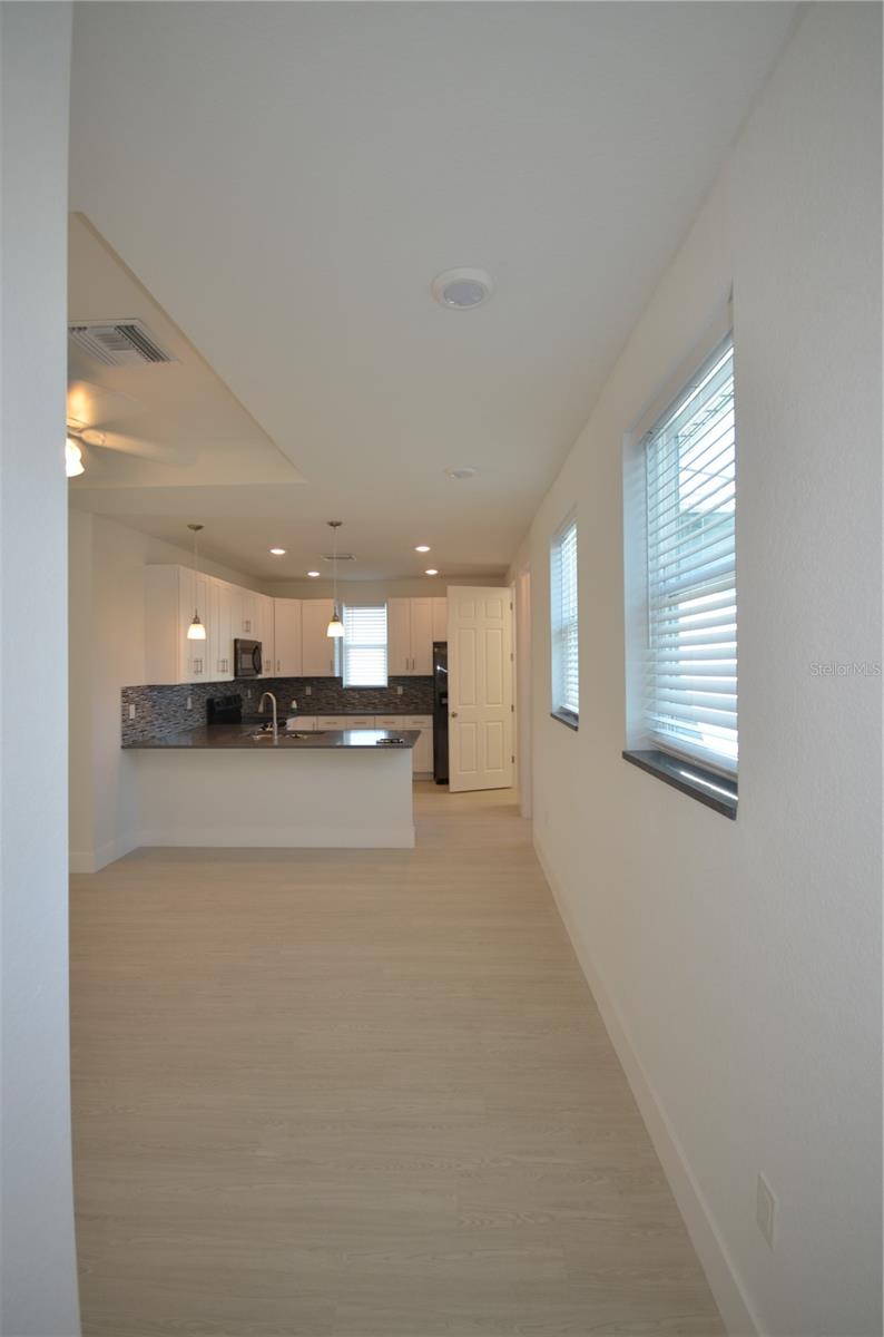 Image 32 of 50 For 8581 Agate Street