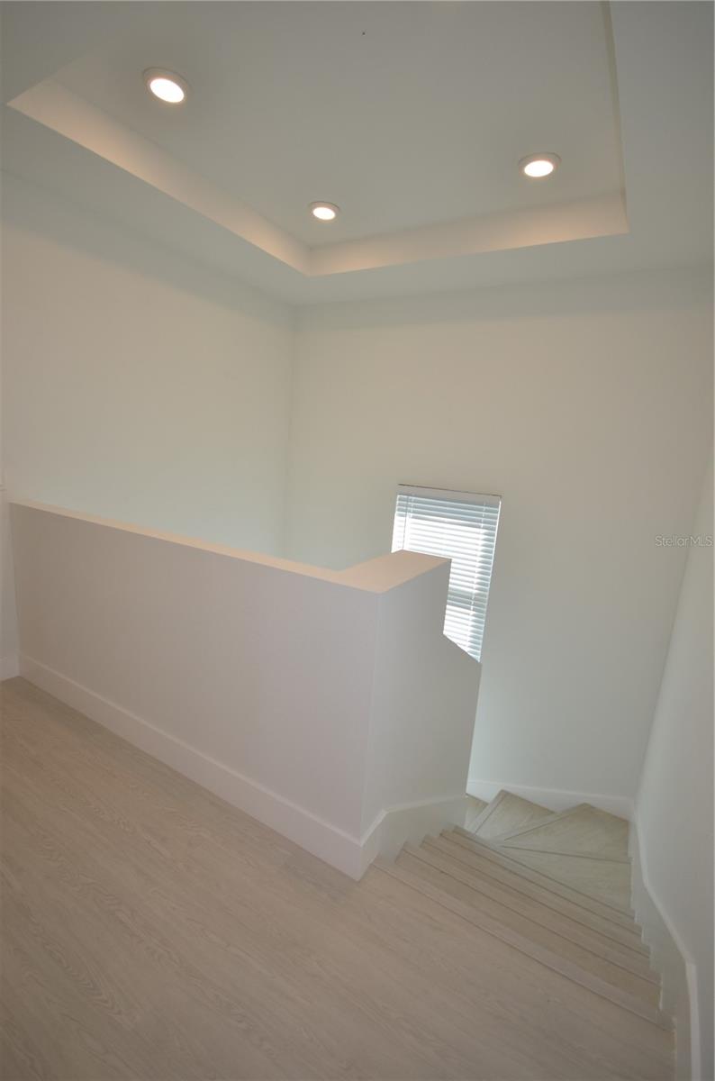 Image 40 of 50 For 8581 Agate Street