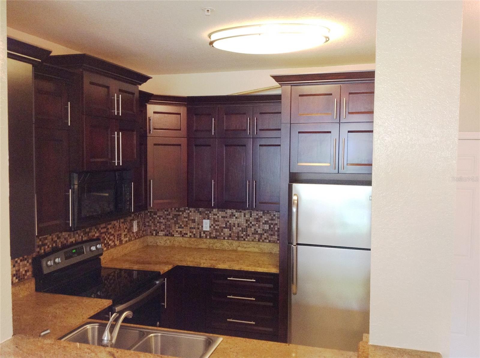 Image 4 of 18 For 2612 Robert Trent Jones Drive 717