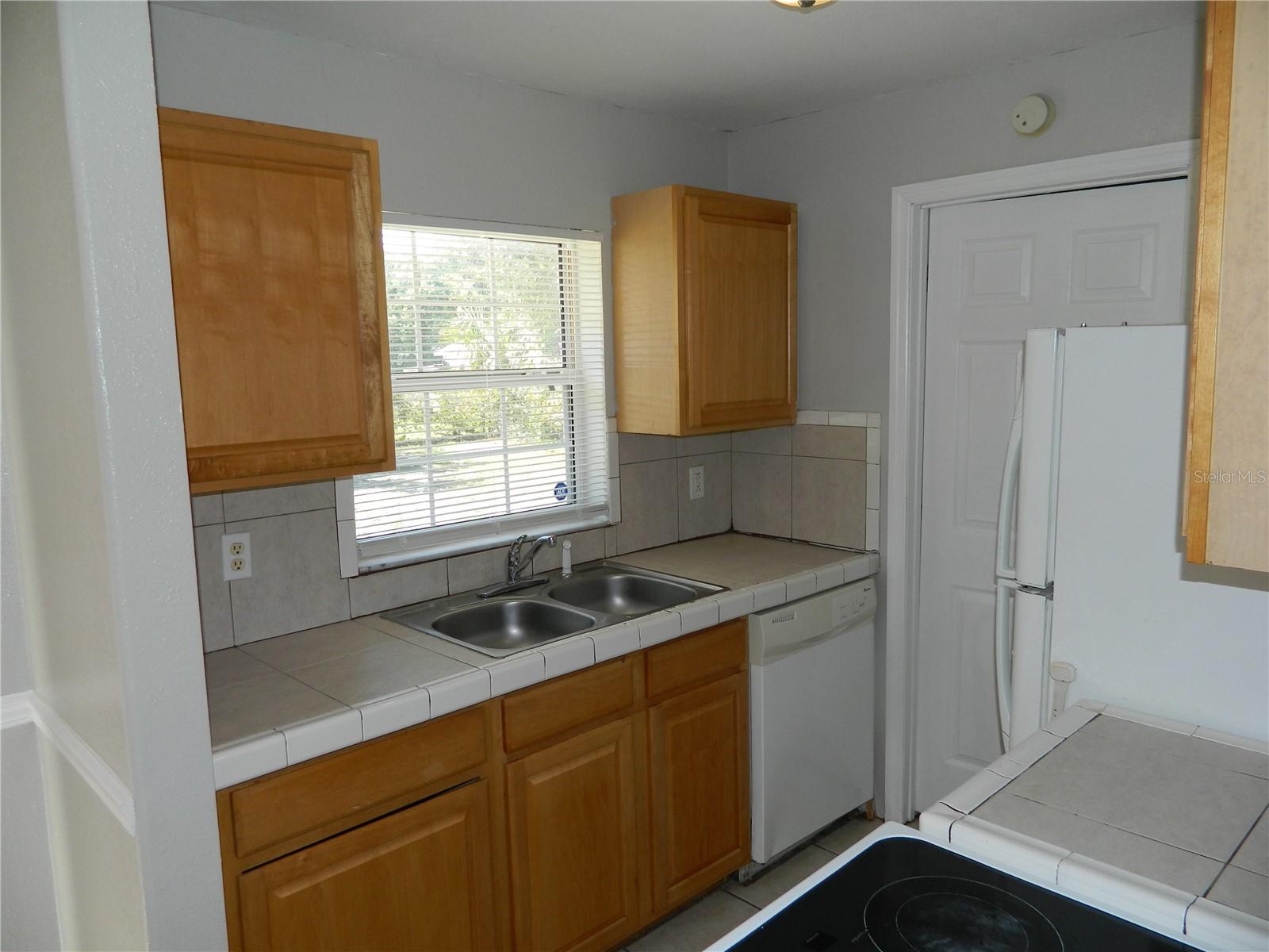 Image 10 of 19 For 2412 Greenwood Street