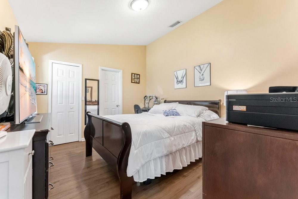 Image 12 of 25 For 229 Pagoda Terrace