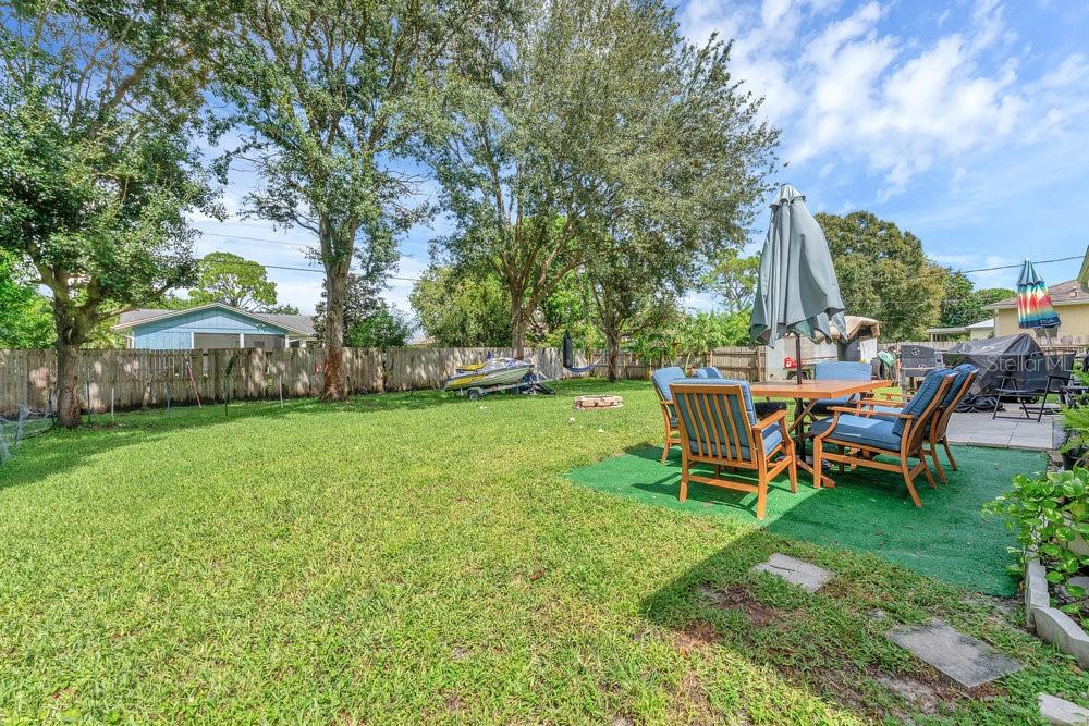 Image 15 of 25 For 229 Pagoda Terrace