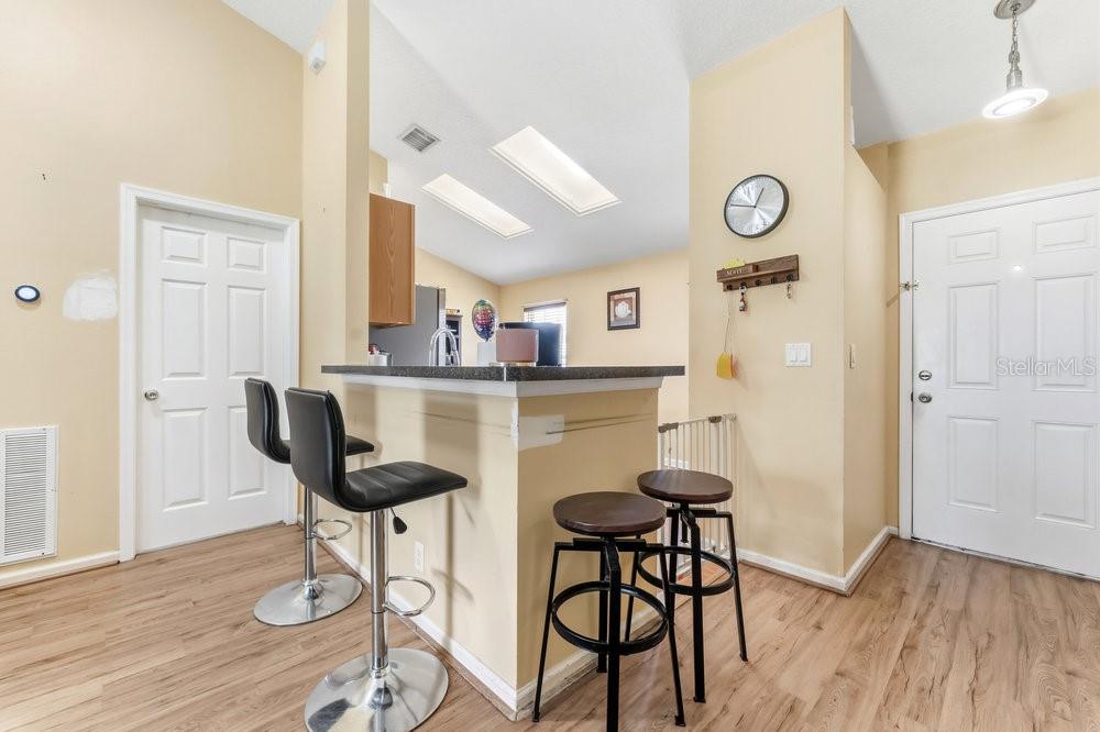 Image 5 of 25 For 229 Pagoda Terrace