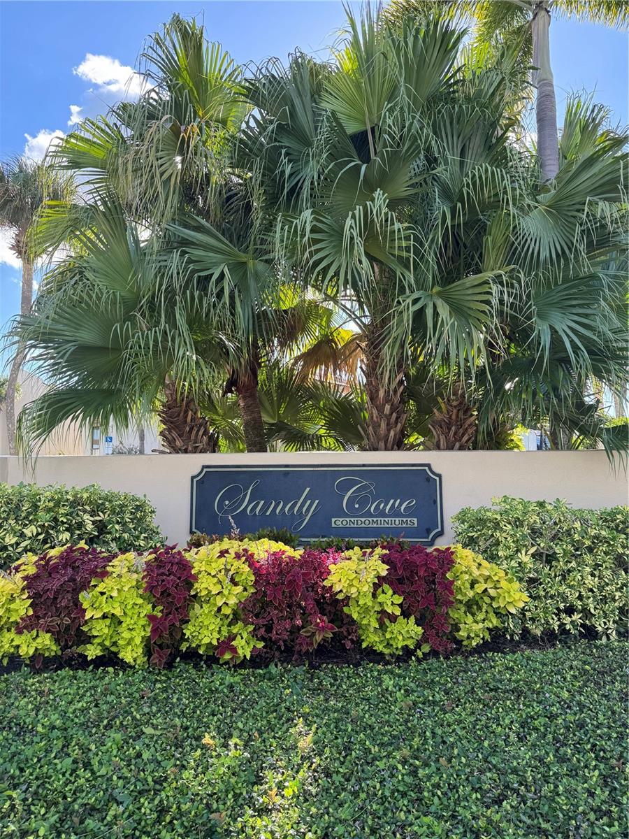 Image 14 of 25 For 620 Orange Drive 225