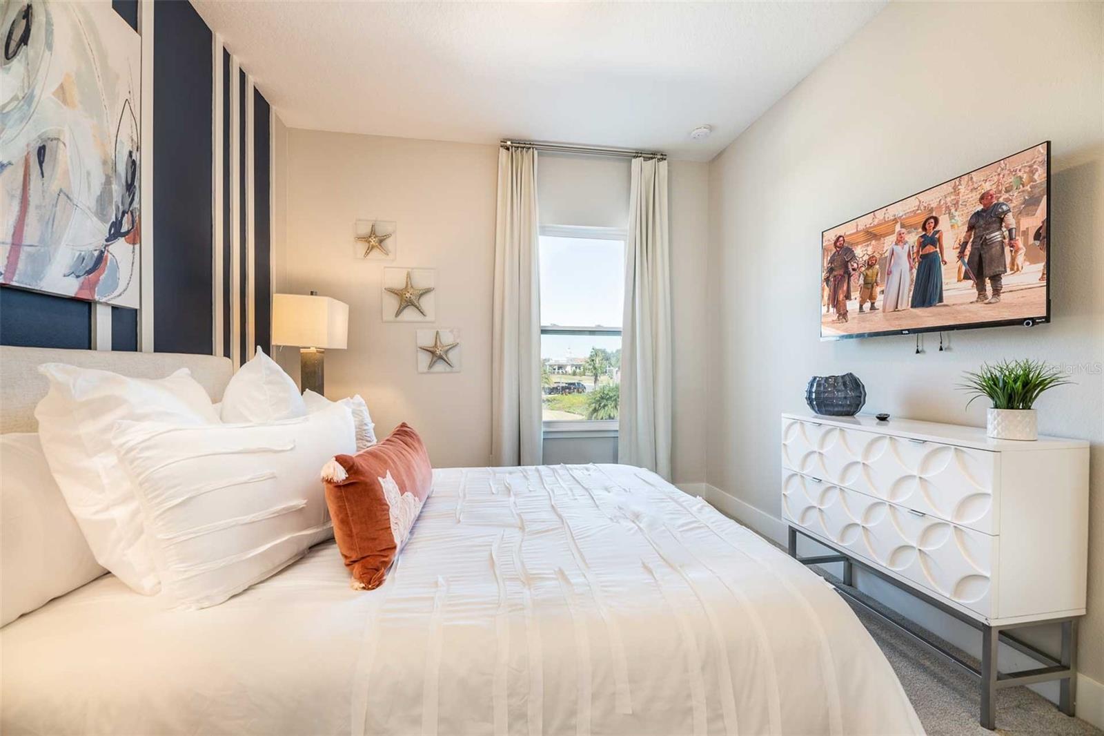 Image 10 of 12 For 7905 Spectrum Drive W