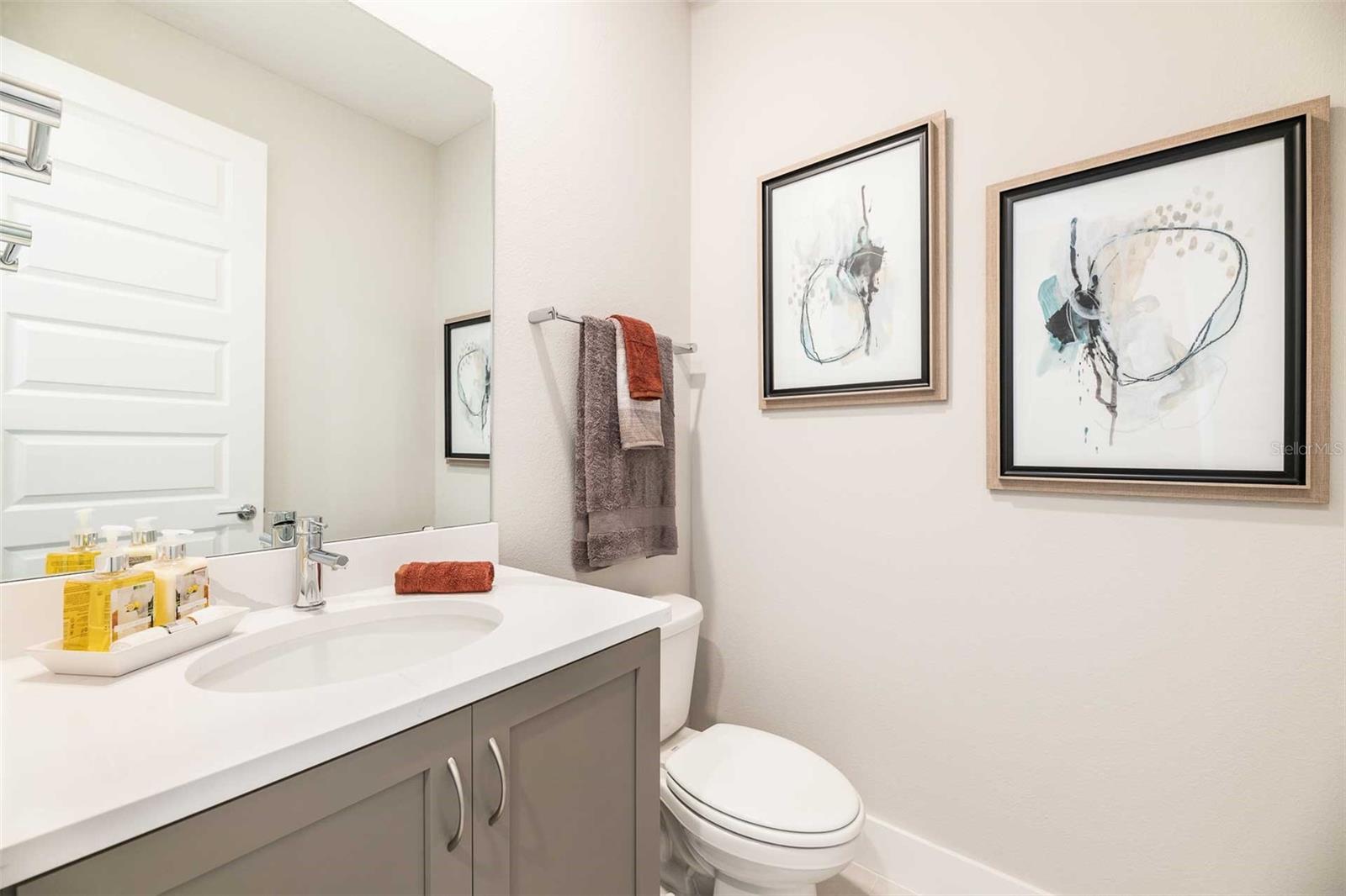 Image 6 of 12 For 7905 Spectrum Drive W