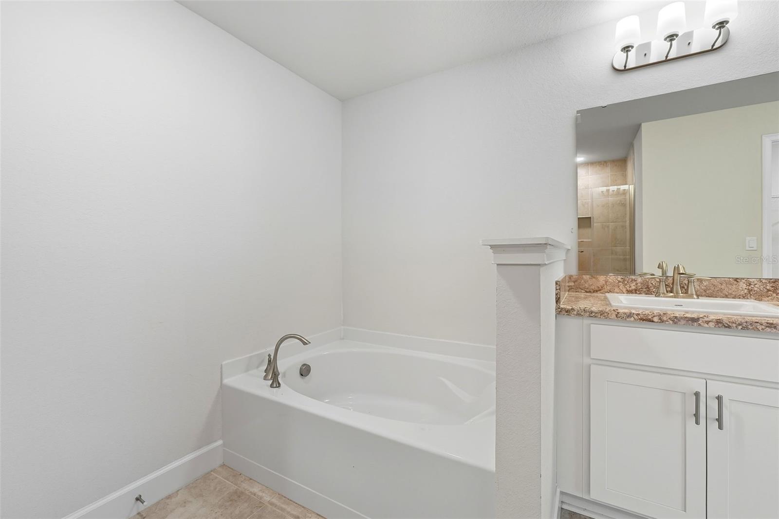 Image 20 of 40 For 1130 Berry Lane