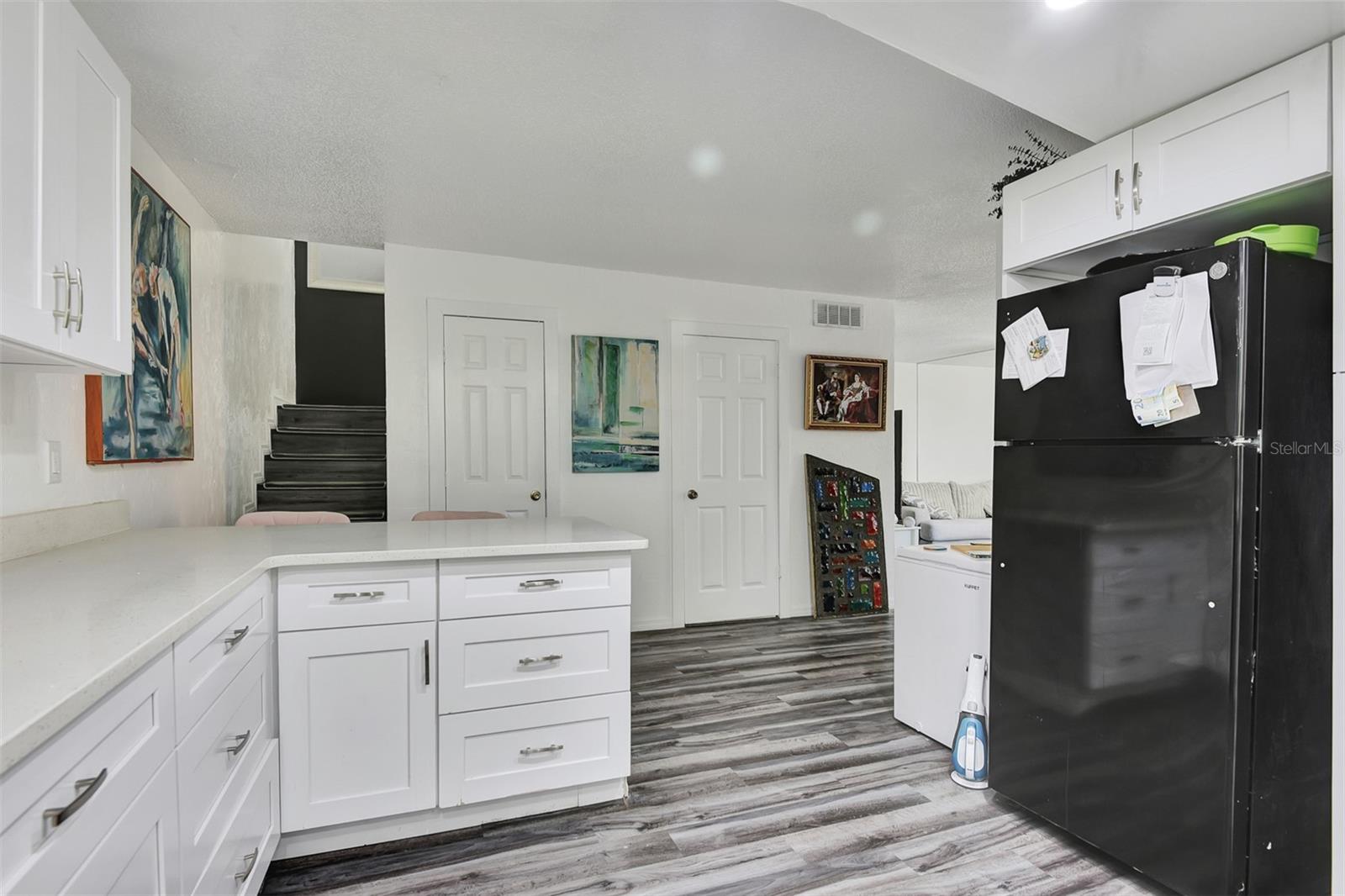 Image 13 of 42 For 118 Moonstone Court