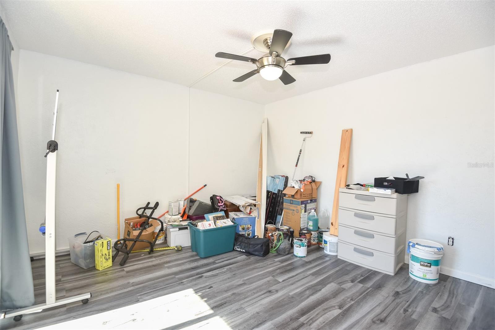 Image 18 of 42 For 118 Moonstone Court