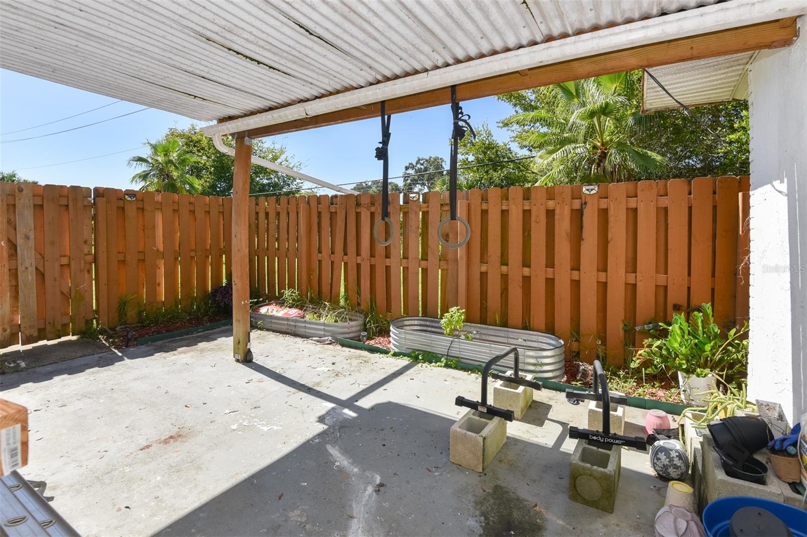 Image 35 of 42 For 118 Moonstone Court