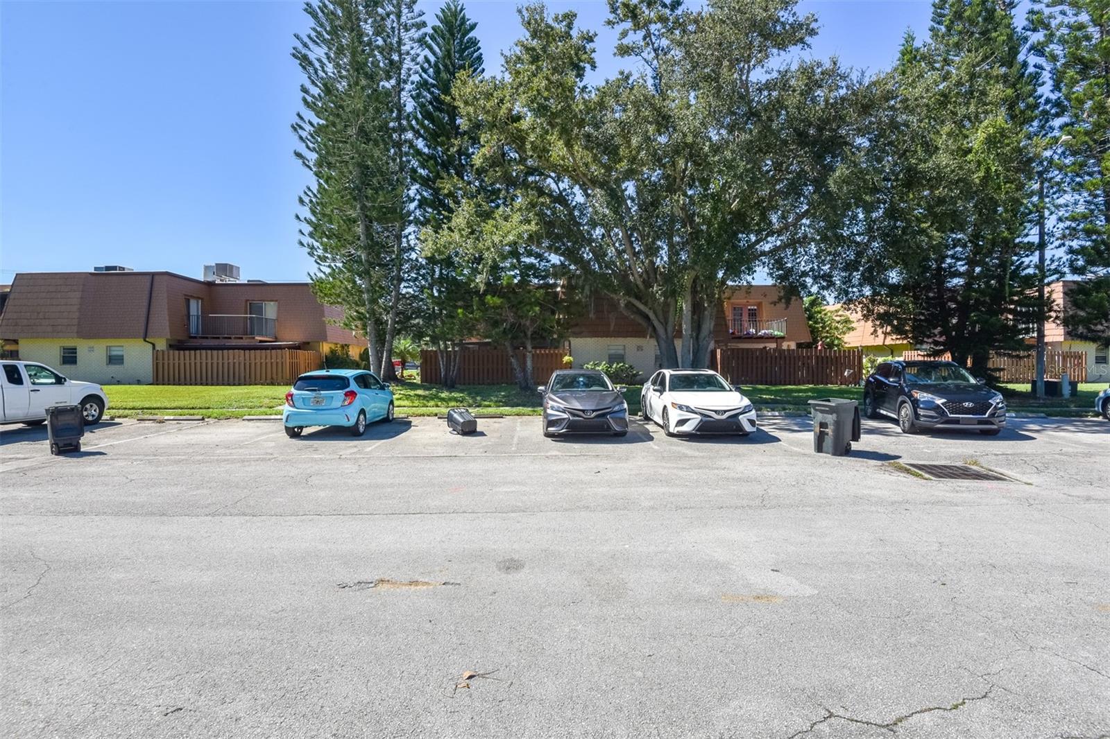 Image 39 of 42 For 118 Moonstone Court