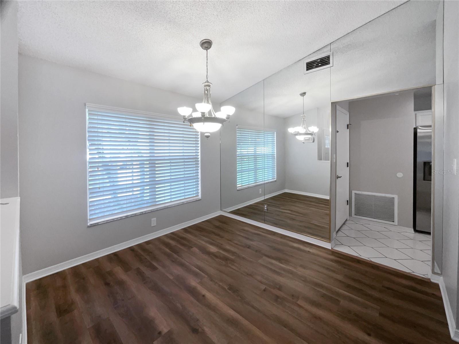 Image 13 of 25 For 15912 Lake Orienta Court