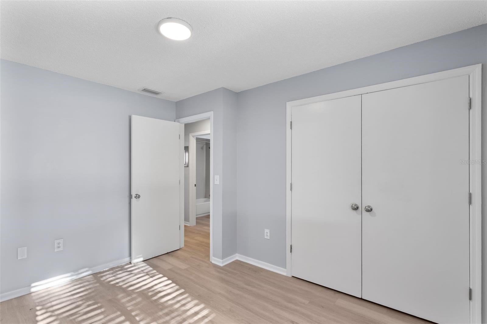 Image 13 of 49 For 1498 Hendren Drive