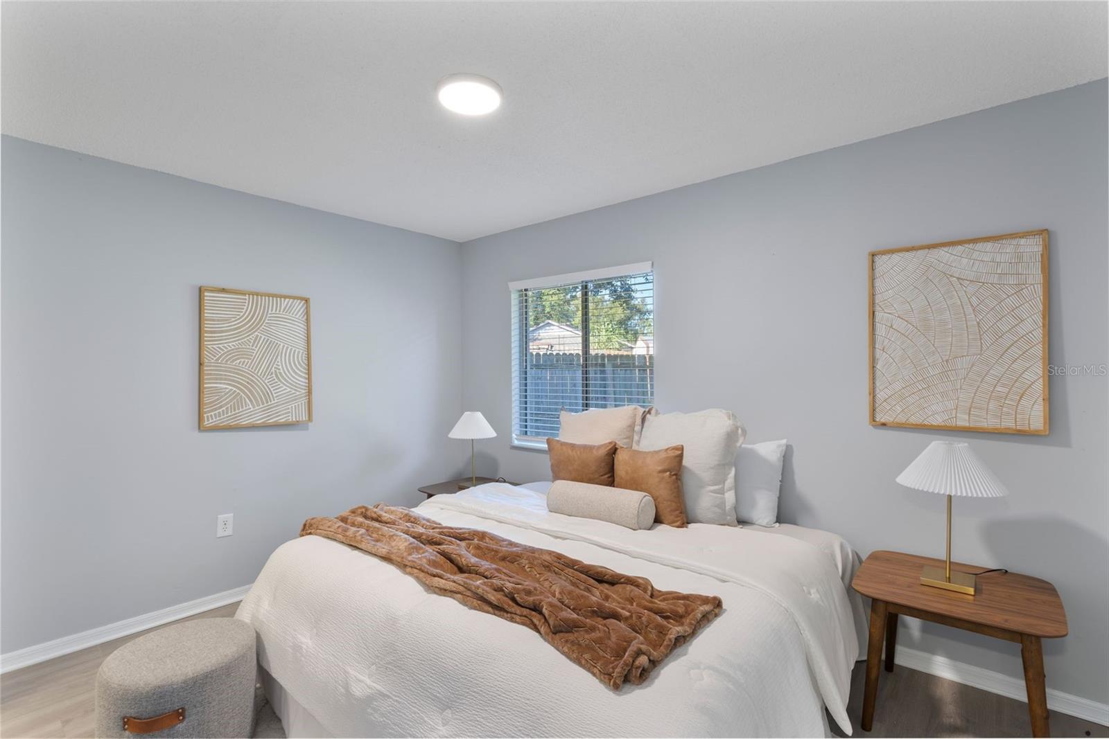 Image 15 of 49 For 1498 Hendren Drive