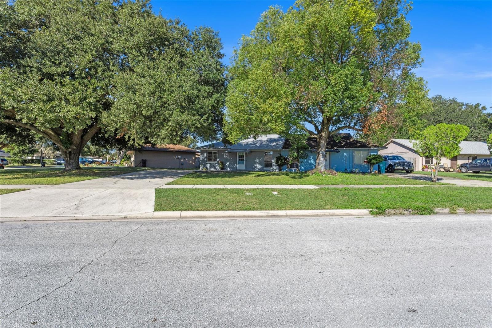 Image 6 of 49 For 1498 Hendren Drive