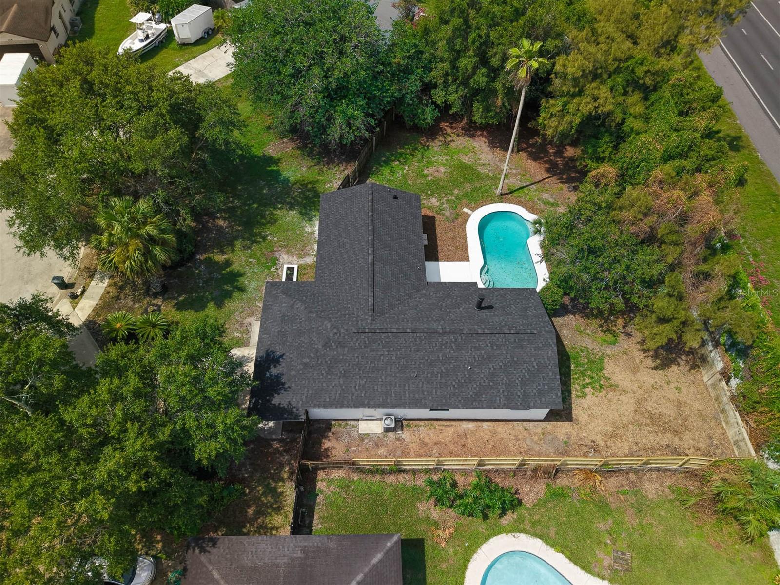 Image 35 of 36 For 112 Des Pinar Lane