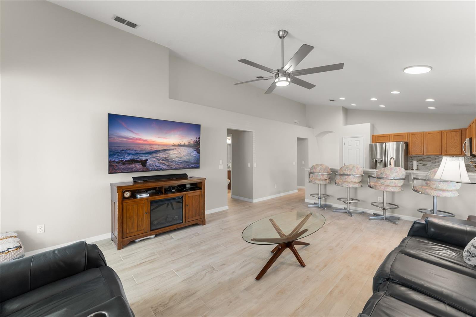 Image 30 of 45 For 12819 Hunters Vista Boulevard