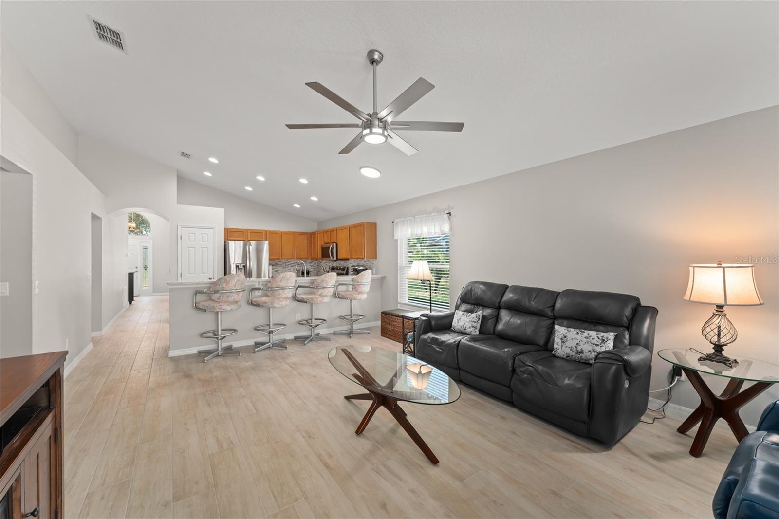 Image 31 of 45 For 12819 Hunters Vista Boulevard
