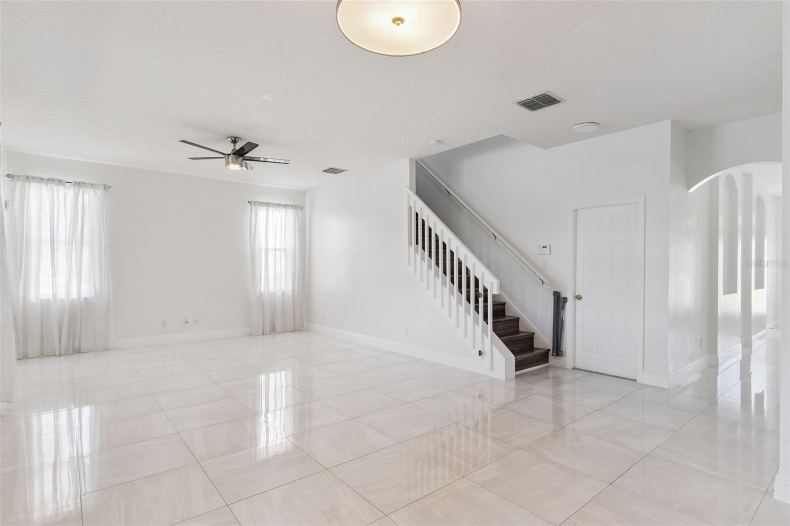 Image 19 of 50 For 2766 Curpin Lane