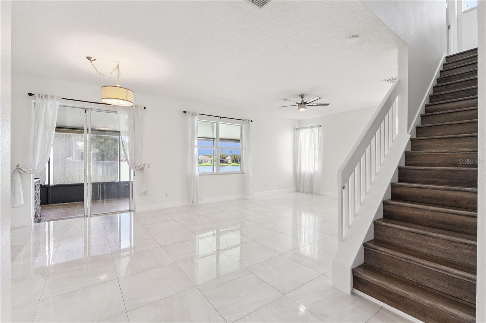 Image 22 of 50 For 2766 Curpin Lane