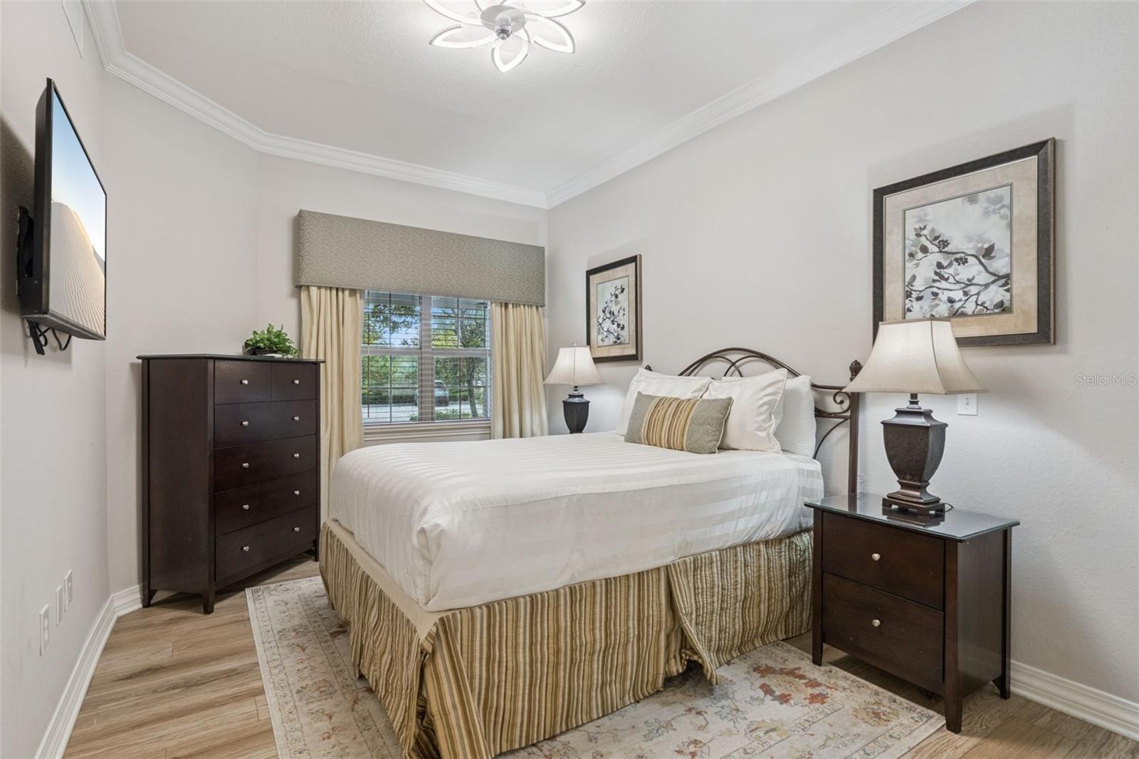 Image 26 of 69 For 1100 Sunset View Circle 102