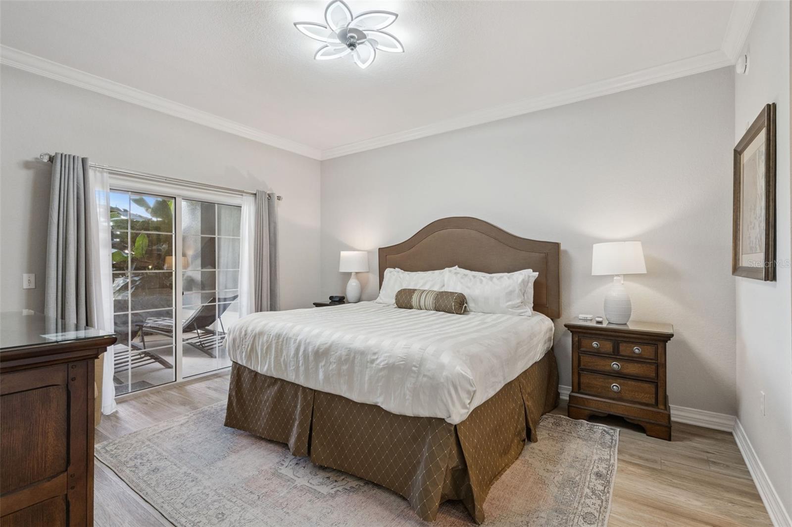 Image 42 of 69 For 1100 Sunset View Circle 102