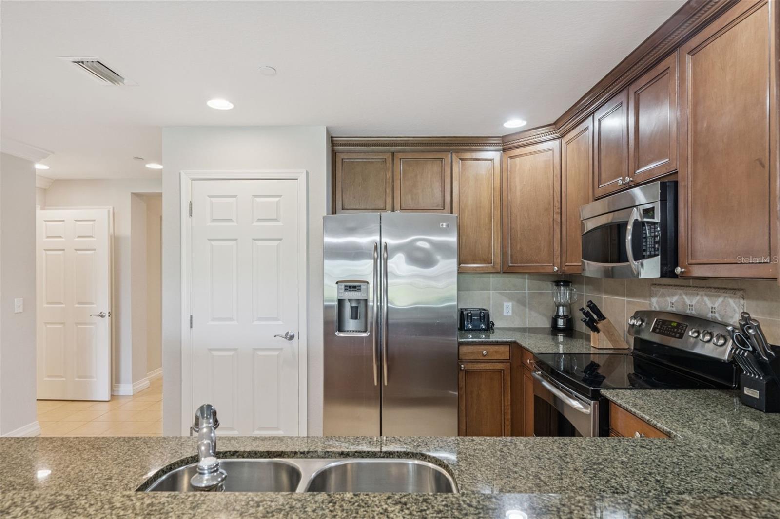 Image 43 of 69 For 1100 Sunset View Circle 102