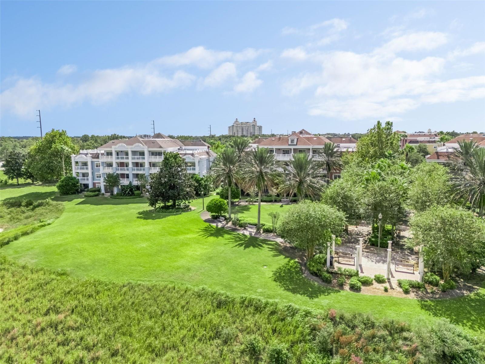 Image 9 of 69 For 1100 Sunset View Circle 102