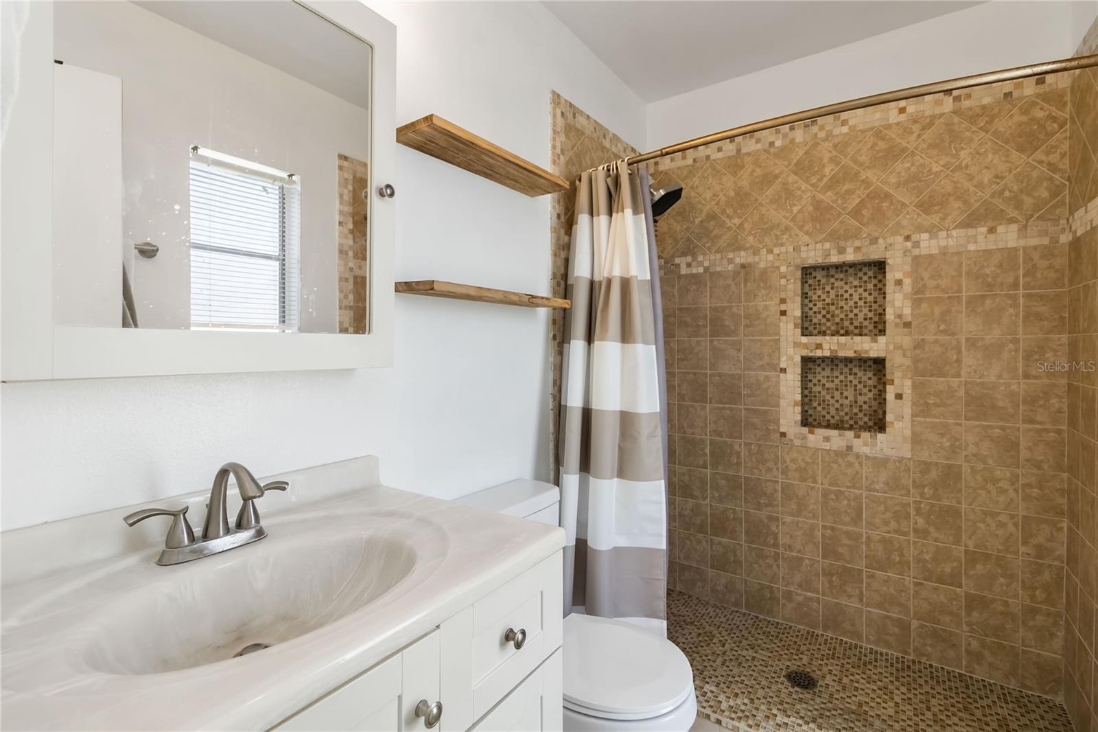 Image 12 of 22 For 8222 Sumpter Court