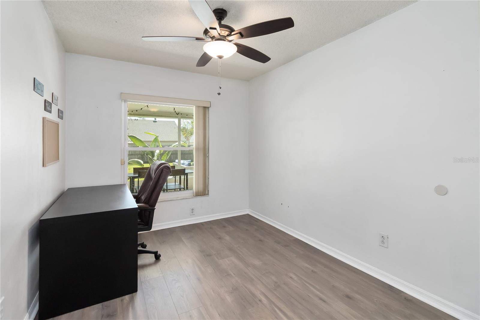 Image 13 of 22 For 8222 Sumpter Court