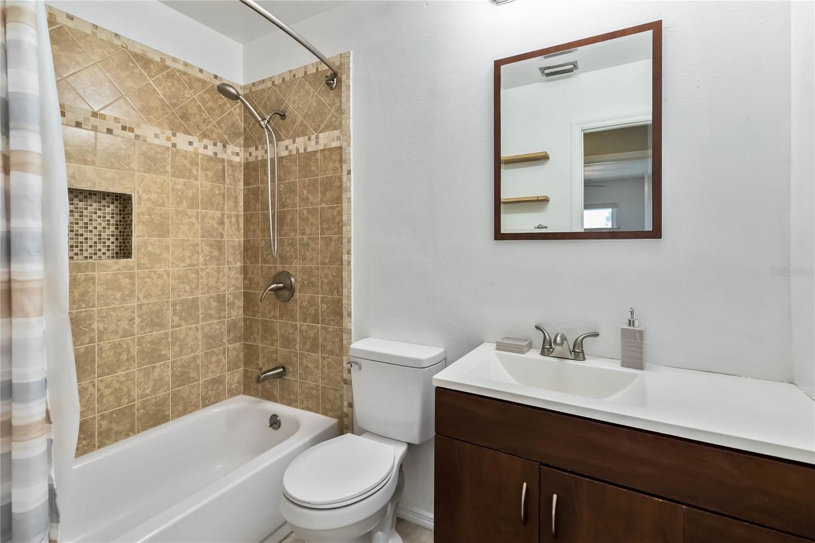 Image 14 of 22 For 8222 Sumpter Court