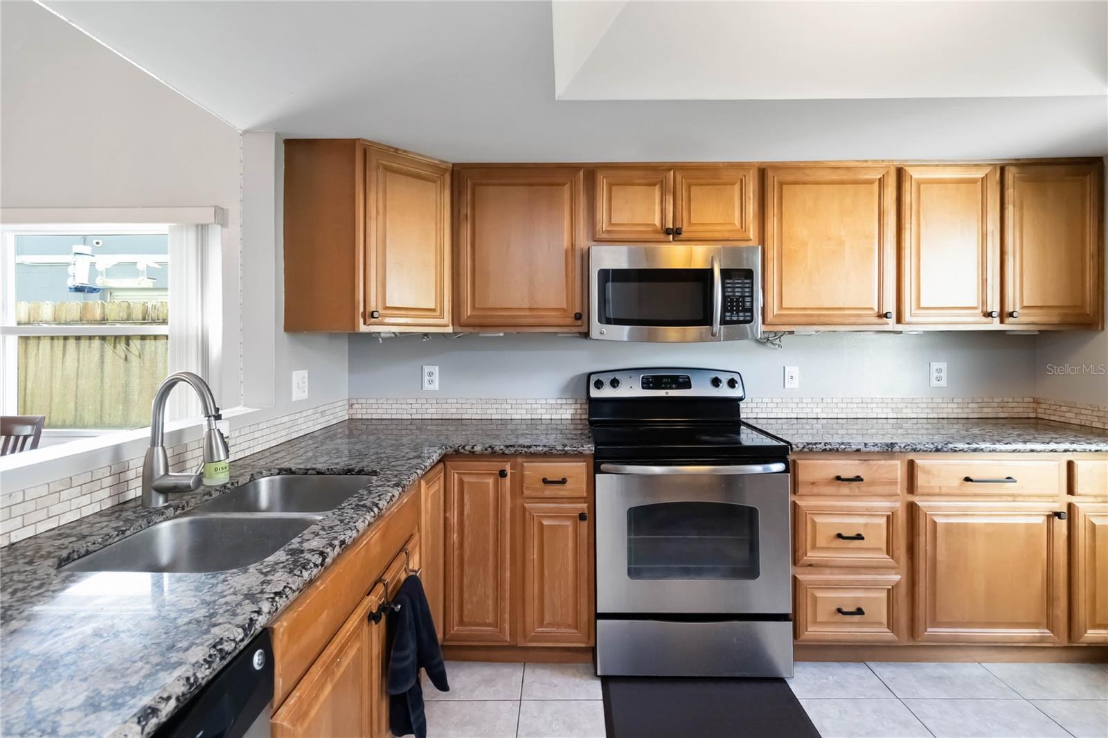 Image 7 of 22 For 8222 Sumpter Court