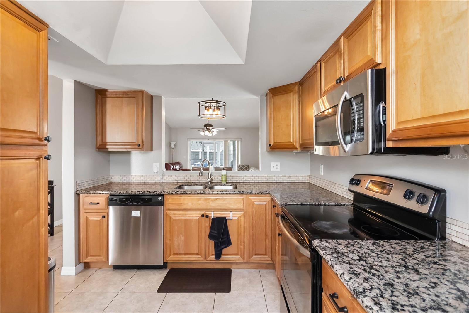 Image 9 of 22 For 8222 Sumpter Court