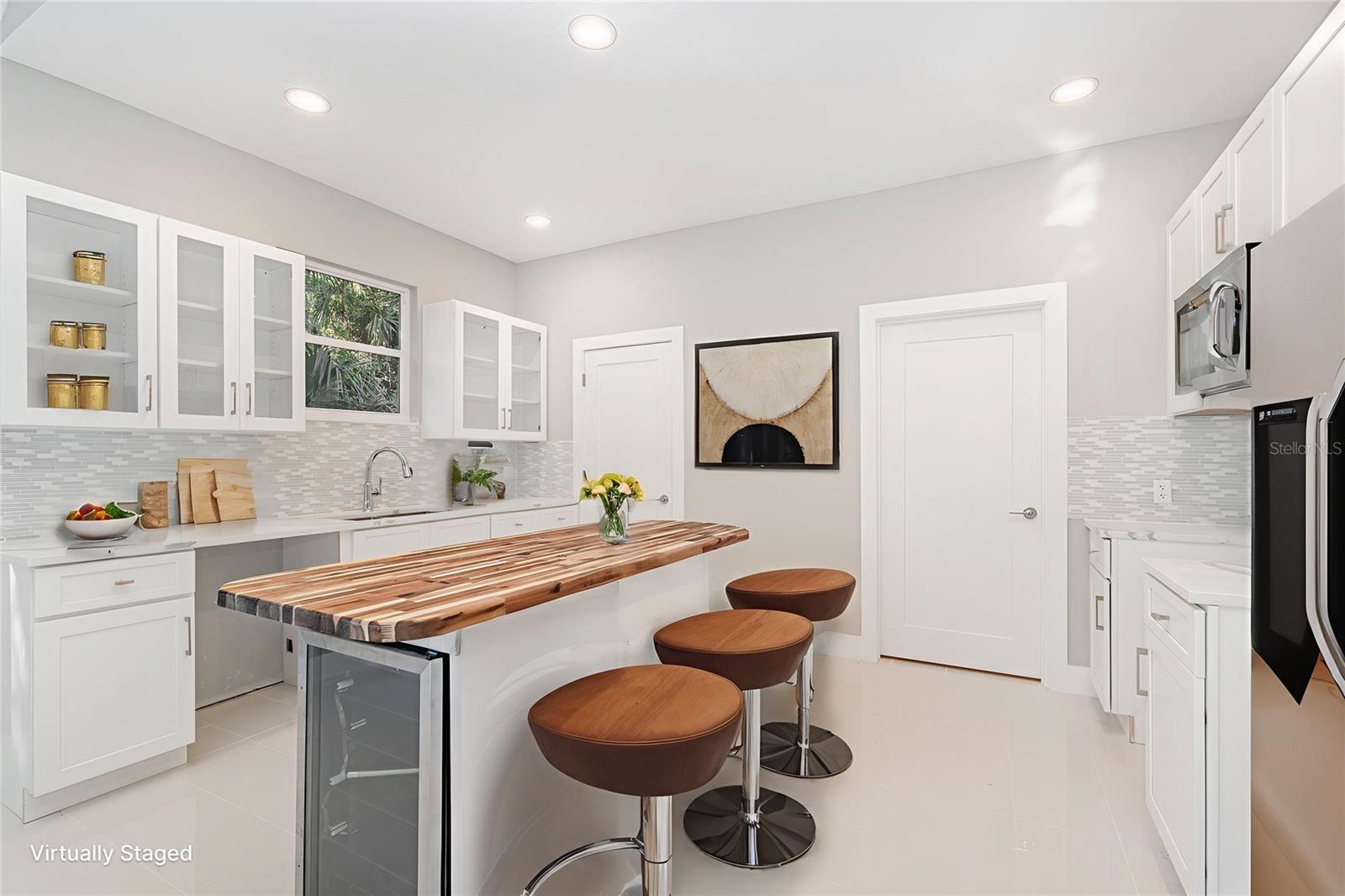 Image 10 of 42 For 776 Griffin Avenue Sw
