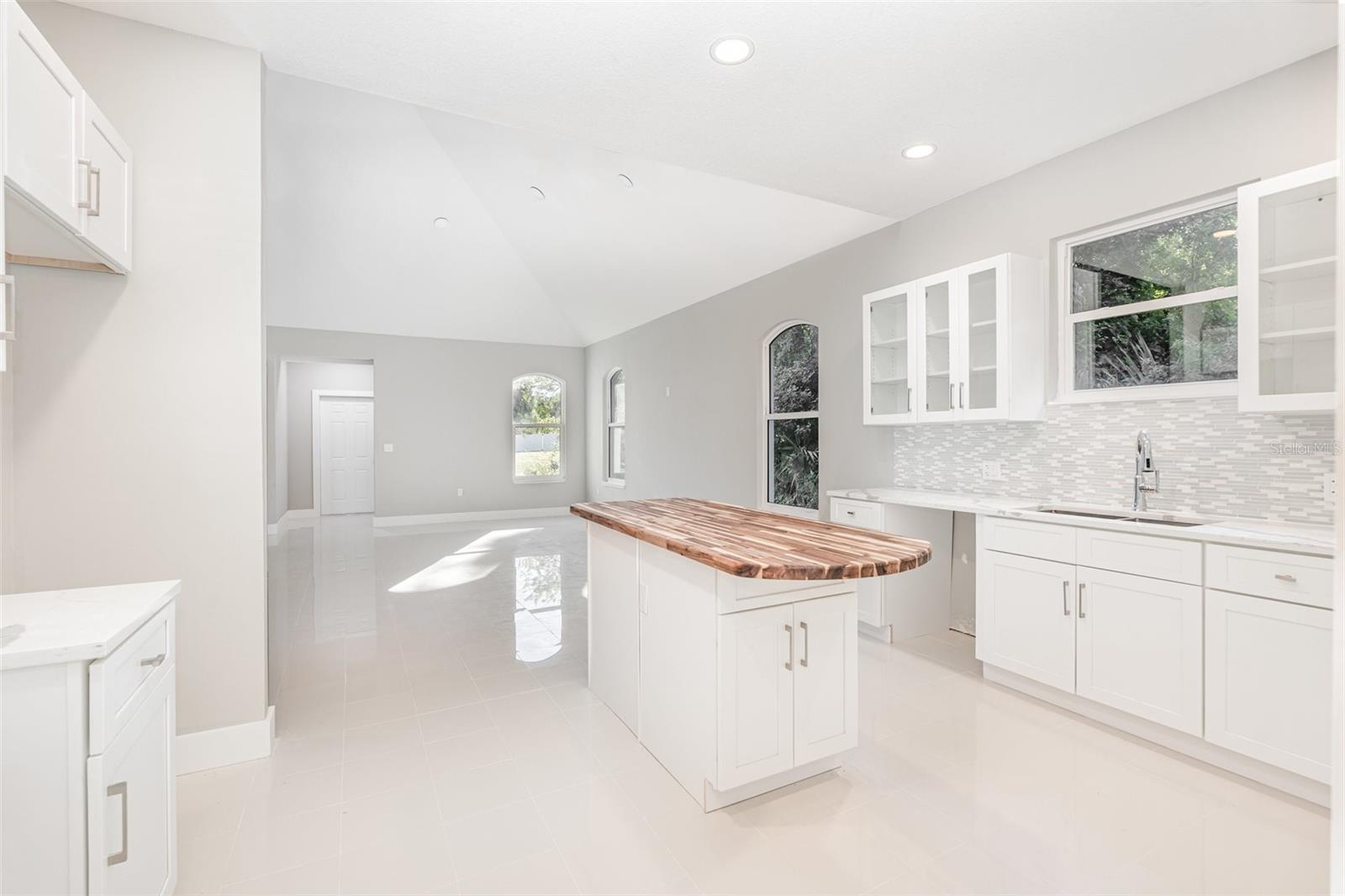 Image 11 of 42 For 776 Griffin Avenue Sw