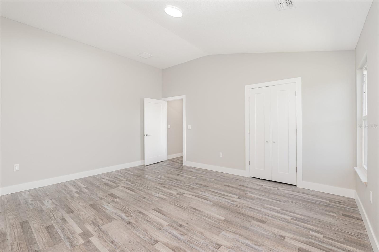 Image 24 of 42 For 776 Griffin Avenue Sw