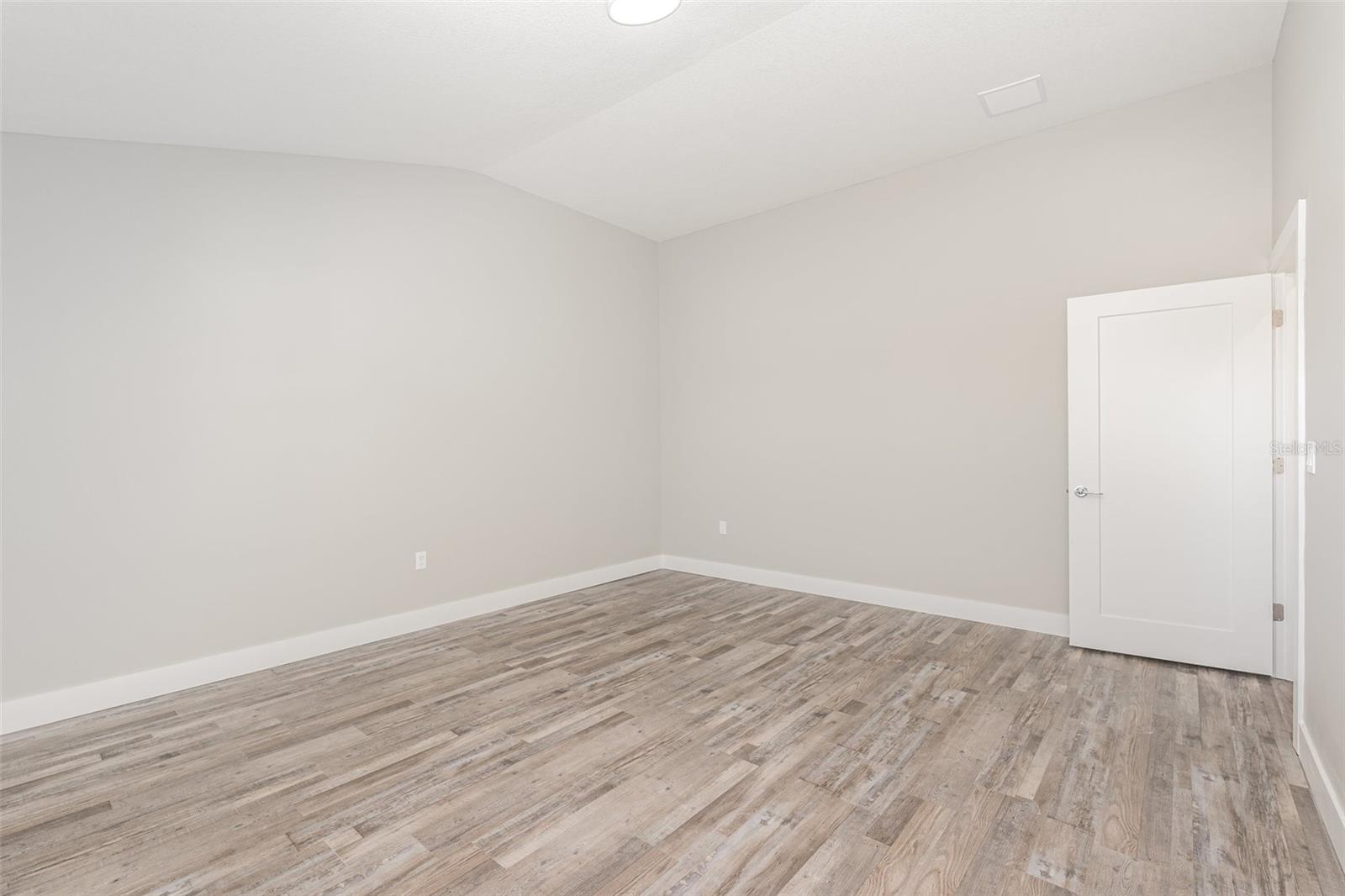 Image 25 of 42 For 776 Griffin Avenue Sw