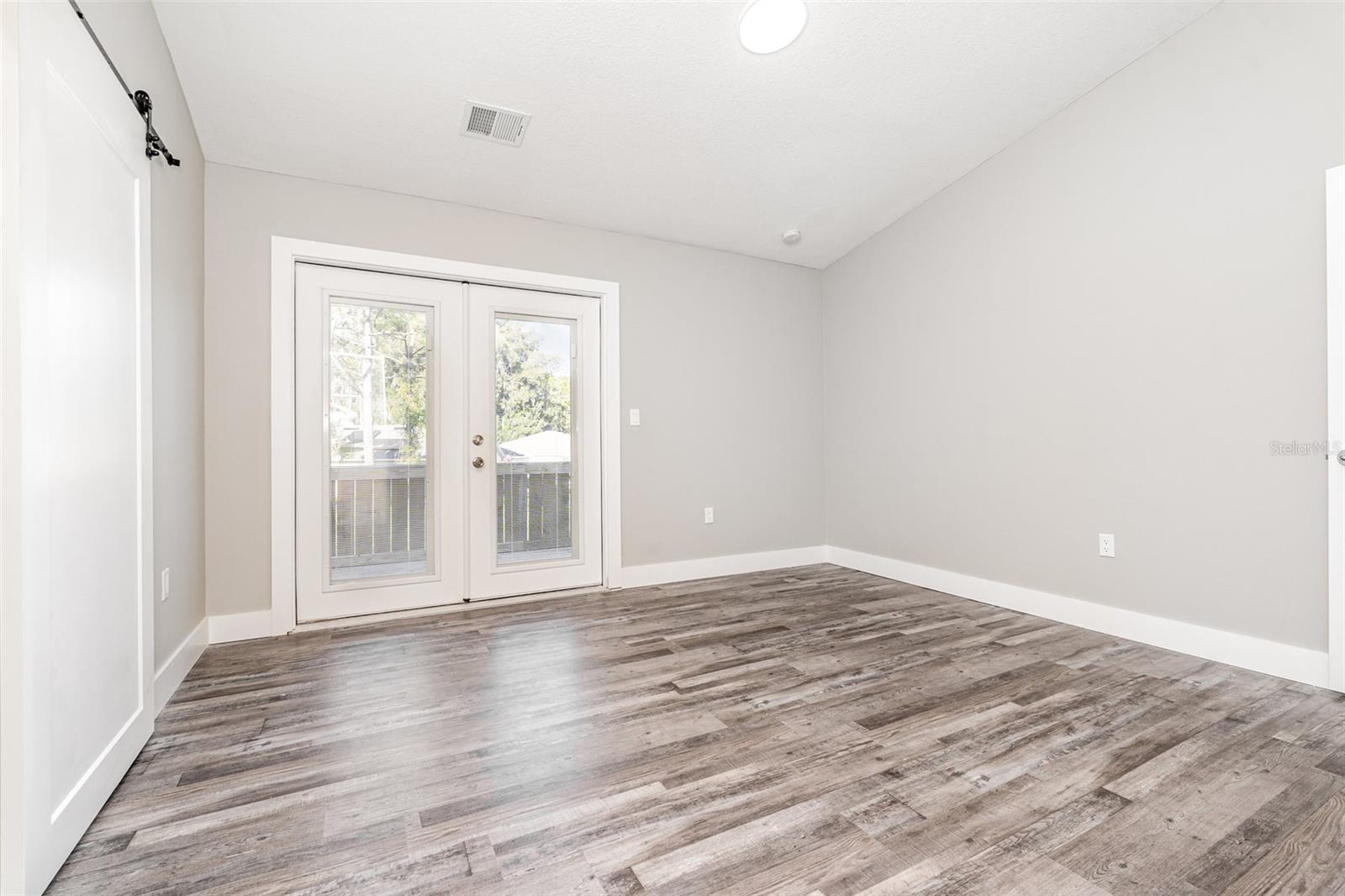 Image 32 of 42 For 776 Griffin Avenue Sw
