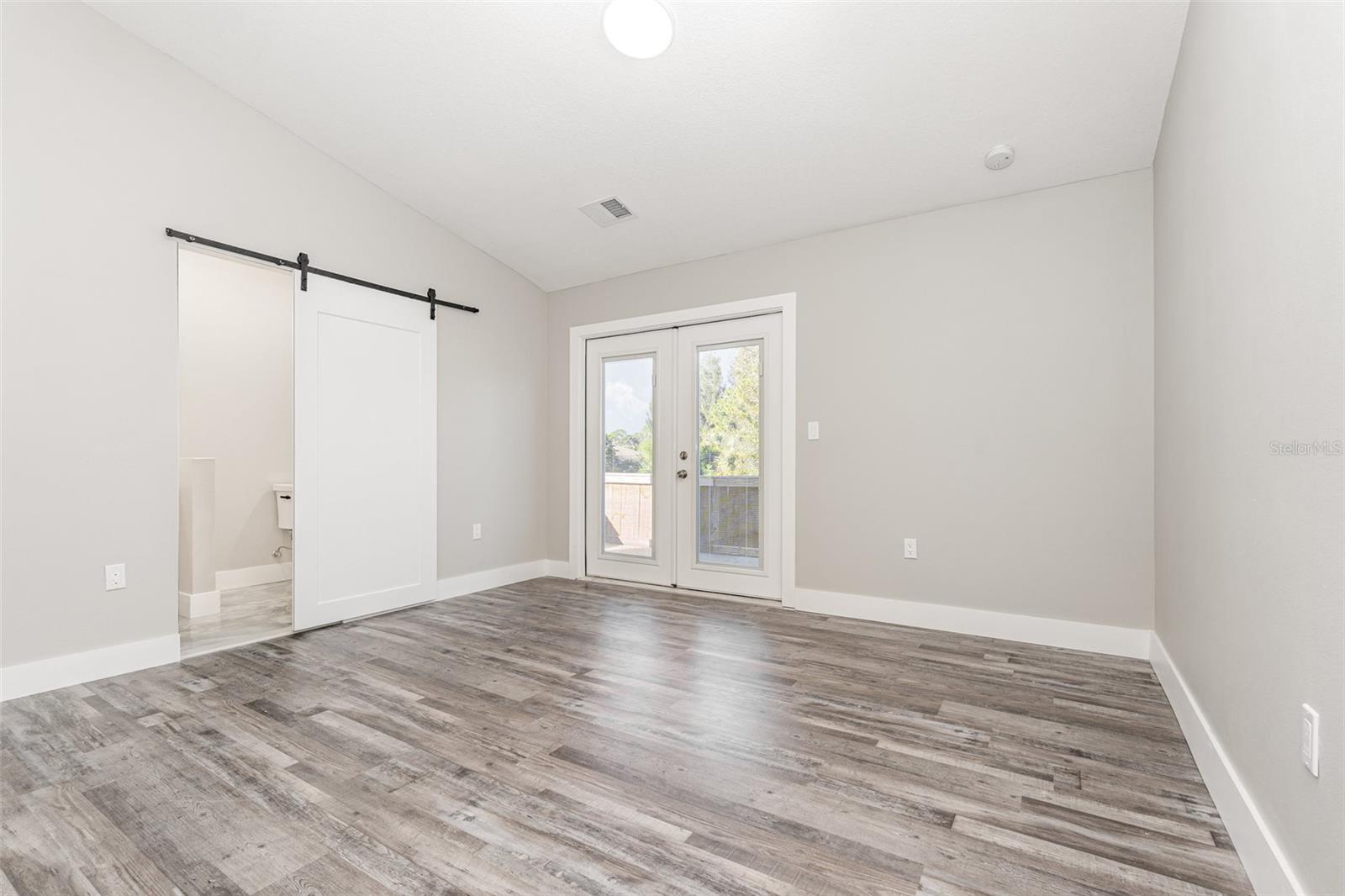 Image 33 of 42 For 776 Griffin Avenue Sw