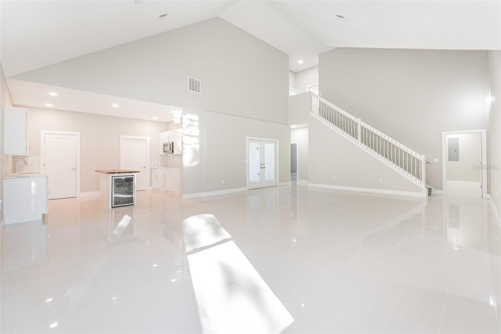 Image 4 of 42 For 776 Griffin Avenue Sw