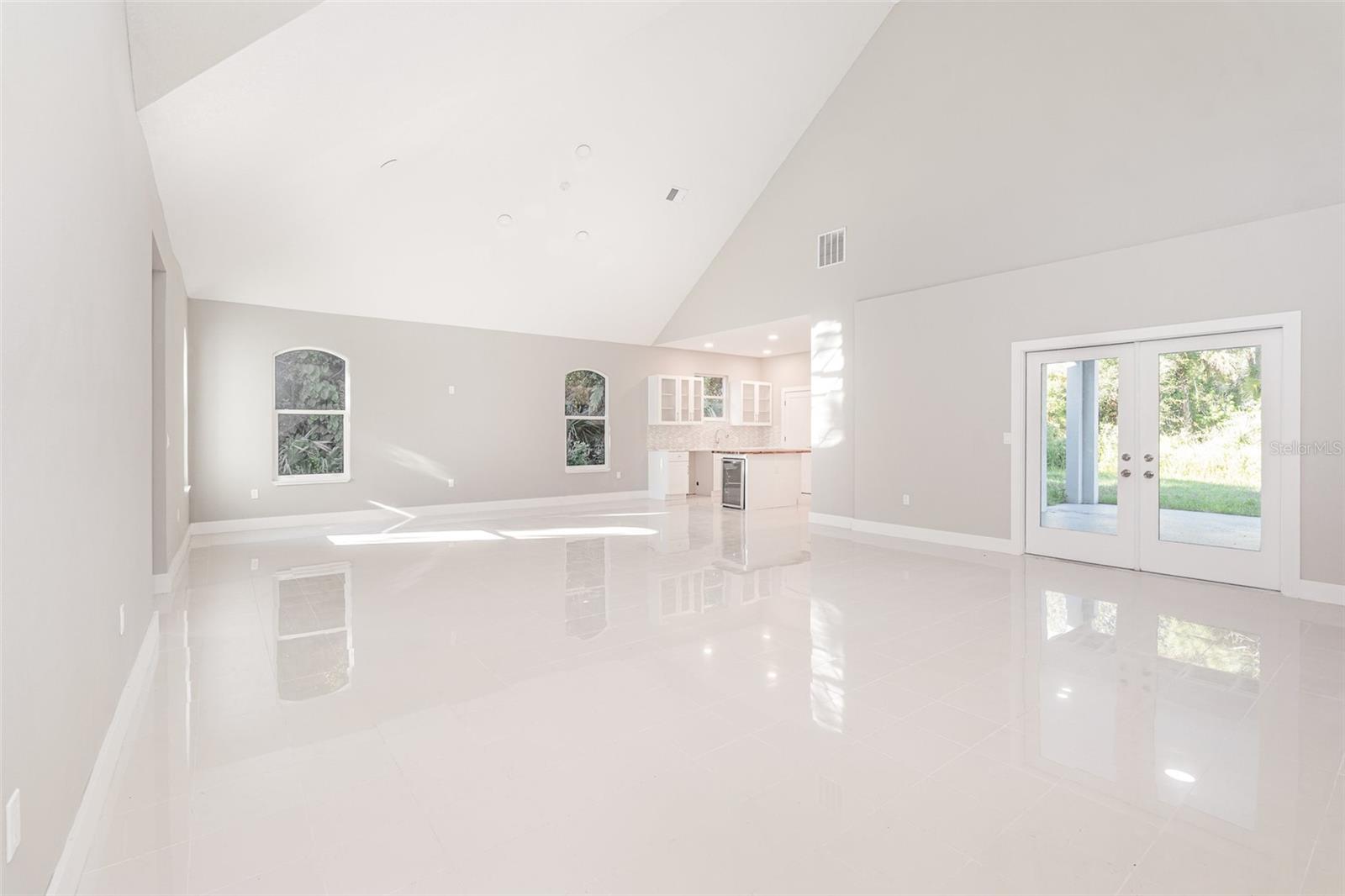 Image 5 of 42 For 776 Griffin Avenue Sw