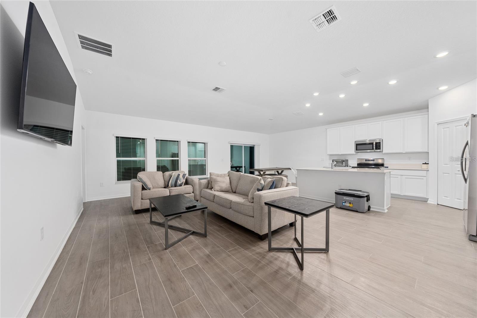 Image 2 of 20 For 3977 Willowbrook Drive