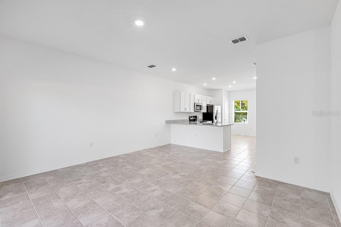 Image 9 of 32 For 2958 Skyline Loop