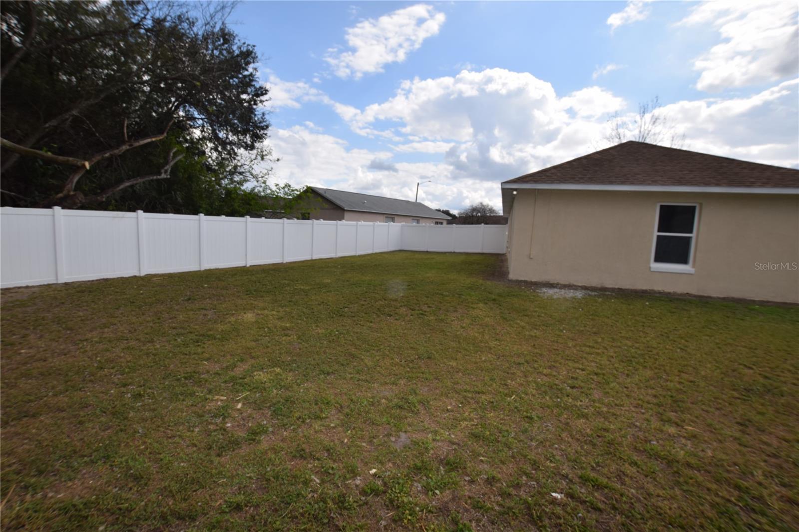 Image 10 of 42 For 2605 Daffadil Terrace